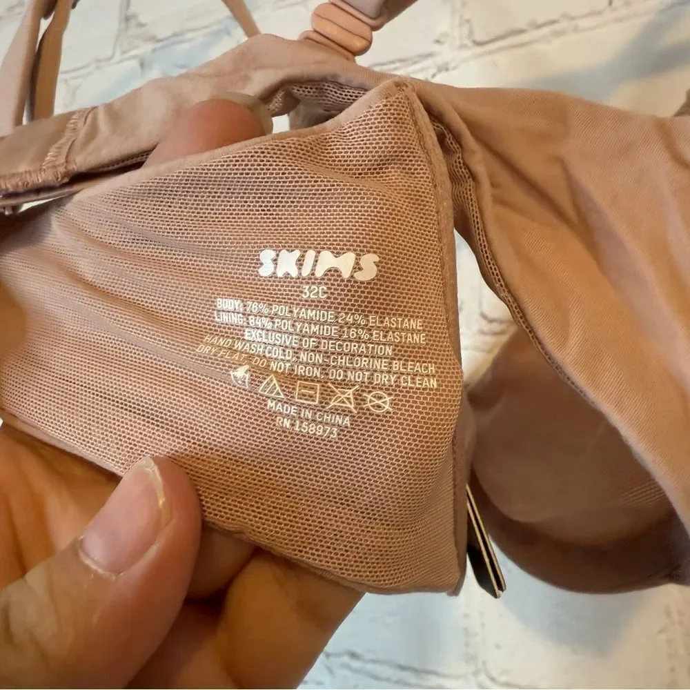 SKIMS Fits Everybody Unlined Demi Bra Dusk size 32C - Picture 3 of 4